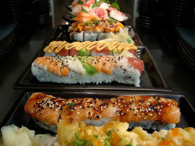 Sushi Rolls Near You with Happy Sumo Sushi